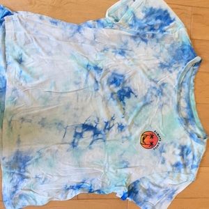 Blue and white tie dye short sleeve t- shirt